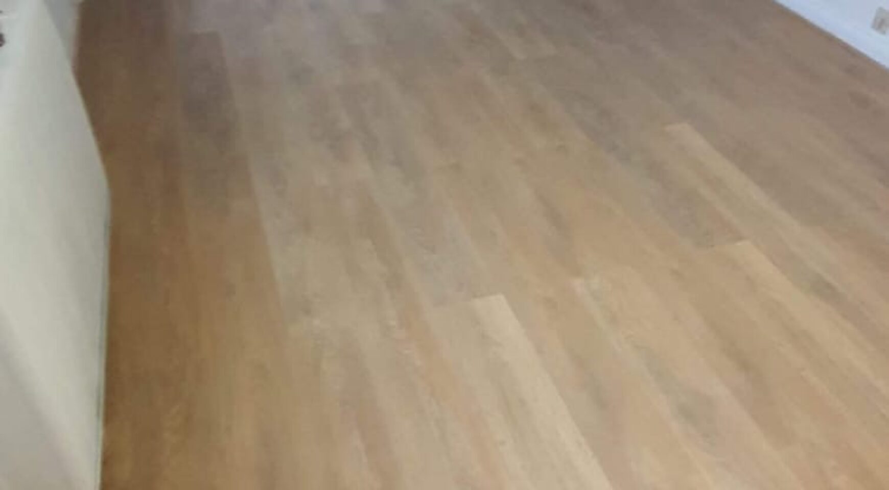 Wooden vinyl flooring